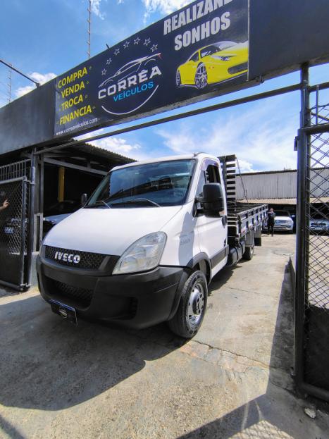 IVECO Daily 35S14 DIESEL CHASSI CABINE TURBO INTERCOOLER, Foto 1