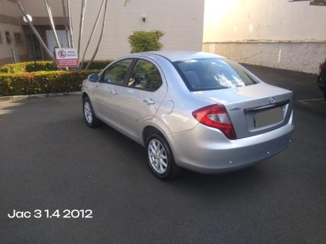 JAC J3 Sedan 1.4 16V 4P TURIN, Foto 2