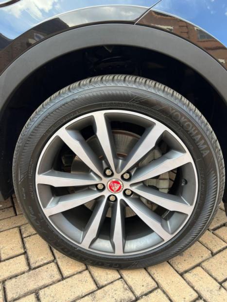 JAGUAR E-Pace 2.0 16V 4P P300 R-DYNAMIC SE AWD TURBO AUTOMTICO, Foto 6