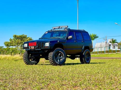 JEEP Cherokee 4.0 6 CILINDROS 12V 4P 4X4 SPORT, Foto 3