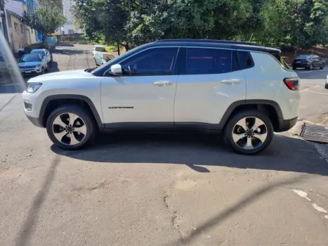 JEEP Compass 2.0 16V 4P LONGITUDE TURBO DIESEL 4X4 AUTOMTICO, Foto 3