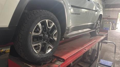 JEEP Compass 2.0 16V 4P 350 TRAILHAWK 4X4 TURBO DIESEL AUTOMTICO, Foto 4