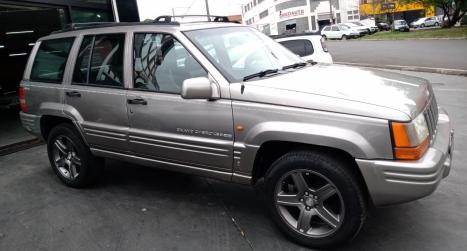 JEEP Grand Cherokee 4.0 6 CILINDROS 12V 4P 4X4 LAREDO AUTOMTICO, Foto 3