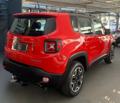 JEEP Renegade 2.0 16V 4P TURBO DIESEL TRAILHAWK 4X4 AUTOMTICO, Foto 4