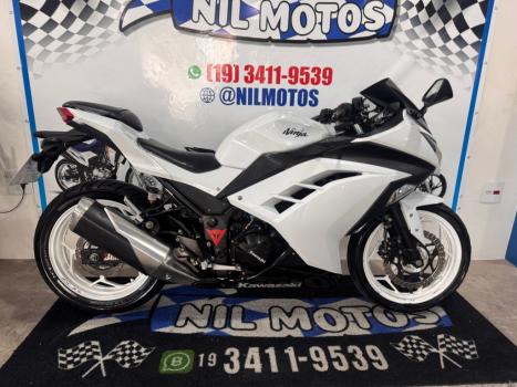 KAWASAKI Ninja 300 , Foto 10