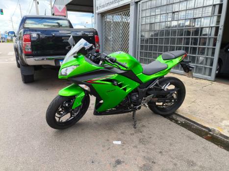 KAWASAKI Ninja 300 ABS, Foto 5