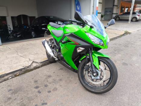 KAWASAKI Ninja 300 ABS, Foto 6