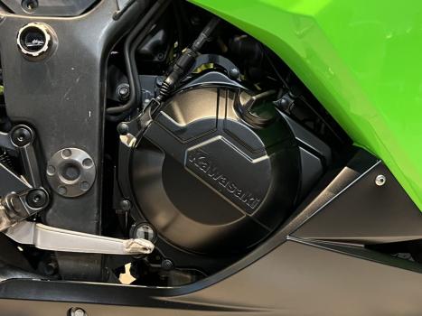 KAWASAKI Ninja 300 ABS, Foto 9