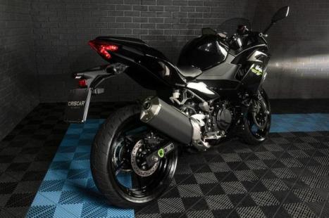 KAWASAKI Ninja 400 , Foto 4