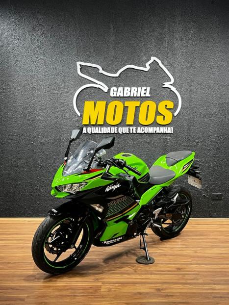 KAWASAKI Ninja 400 , Foto 4