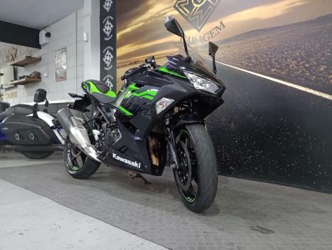 KAWASAKI Ninja 400 , Foto 6