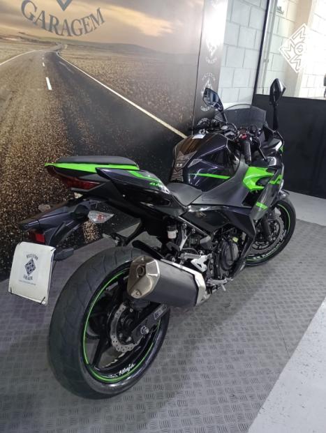 KAWASAKI Ninja 400 , Foto 7