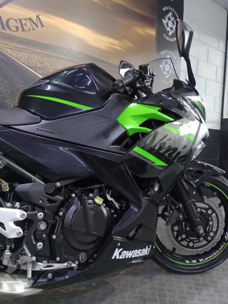 KAWASAKI Ninja 400 , Foto 9