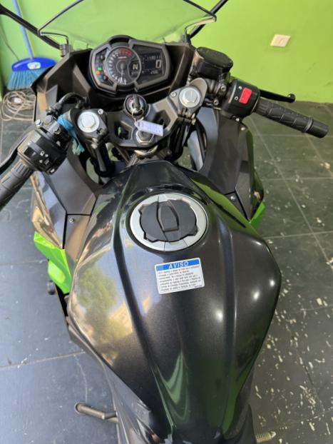 KAWASAKI Ninja 400 , Foto 8