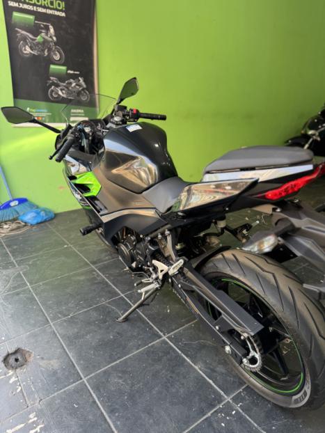KAWASAKI Ninja 400 , Foto 5