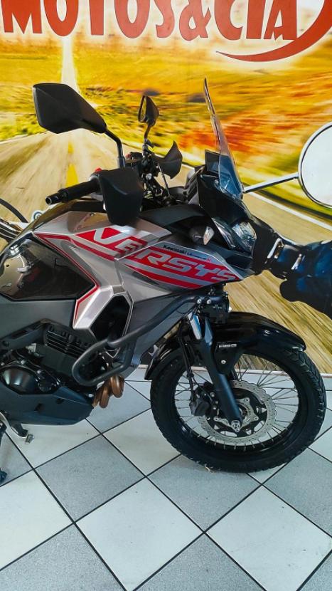 KAWASAKI Versys 300 TOURER, Foto 2