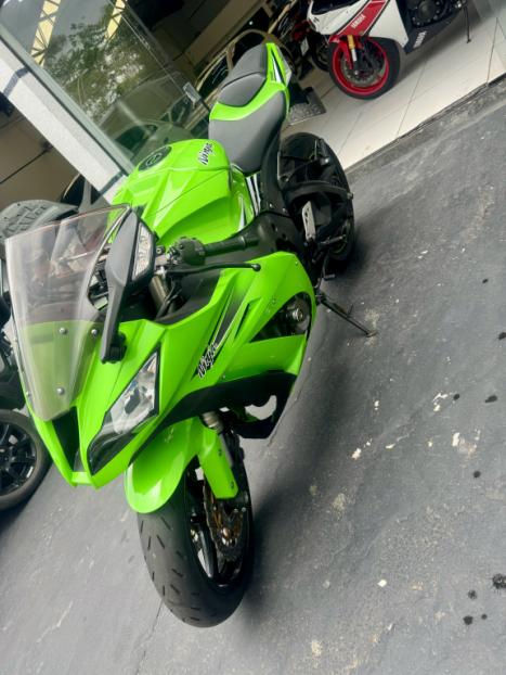 KAWASAKI ZX 10 R NINJA, Foto 4