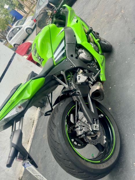 KAWASAKI ZX 10 R NINJA, Foto 5