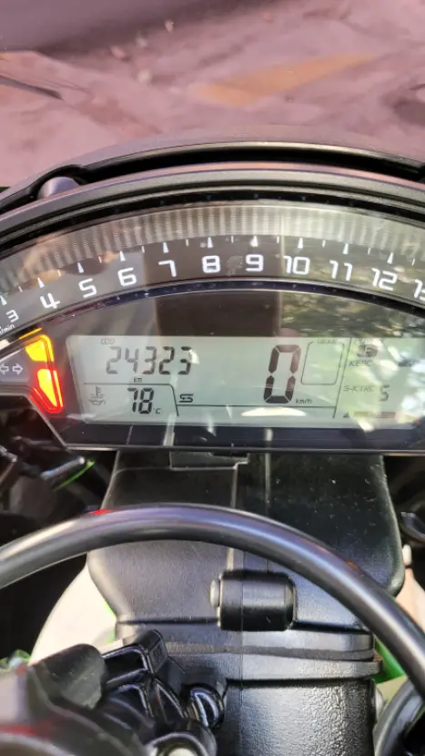 KAWASAKI ZX 10 R NINJA, Foto 6
