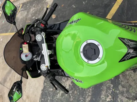 KAWASAKI ZX 6 R 600, Foto 6