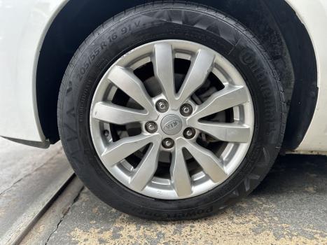 KIA Carens 2.0 16V 4P EX, Foto 4