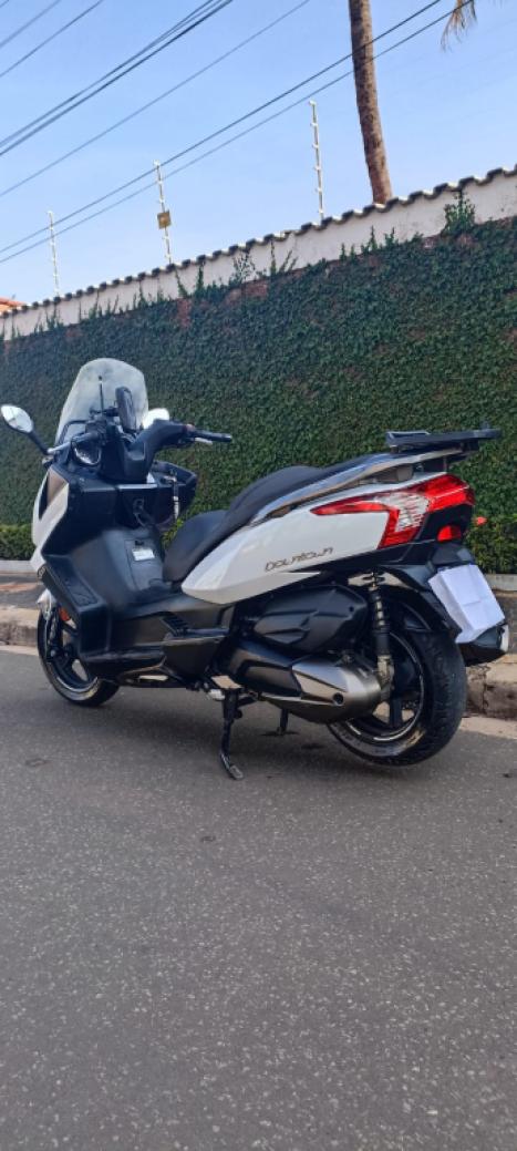 KYMCO Downtown 300i ABS, Foto 5