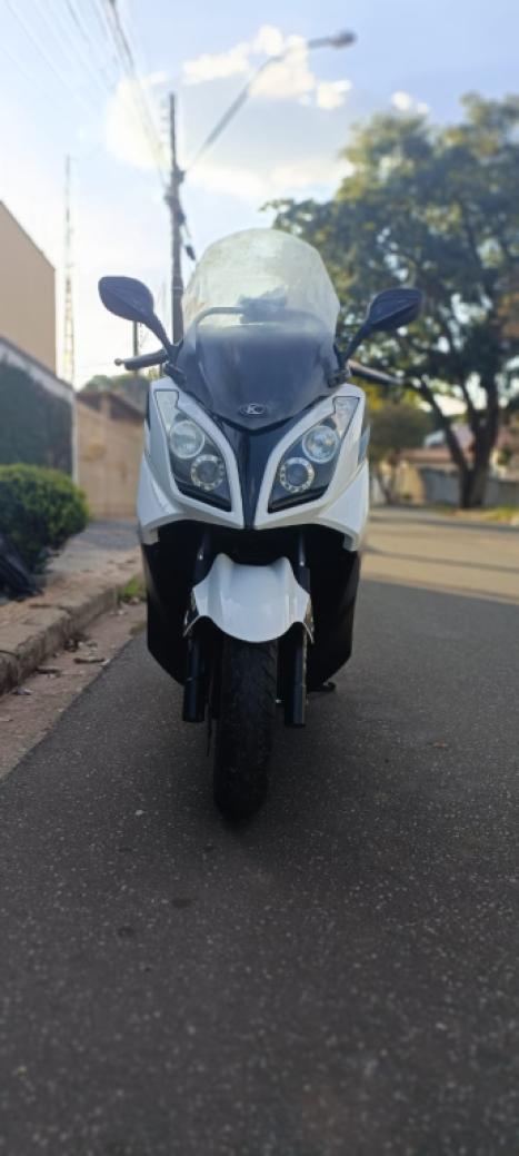 KYMCO Downtown 300i ABS, Foto 7