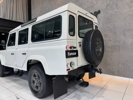 LAND ROVER Defender 110 2.4 4P SW 4X4 TURBO, Foto 8