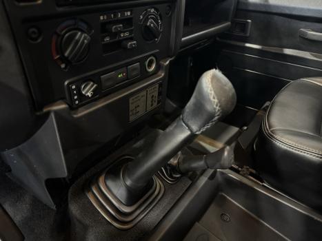 LAND ROVER Defender 90 2.4 4X4 TURBO, Foto 11