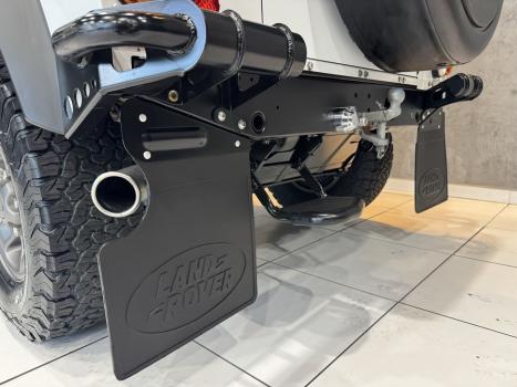LAND ROVER Defender 90 2.4 4X4 TURBO, Foto 16