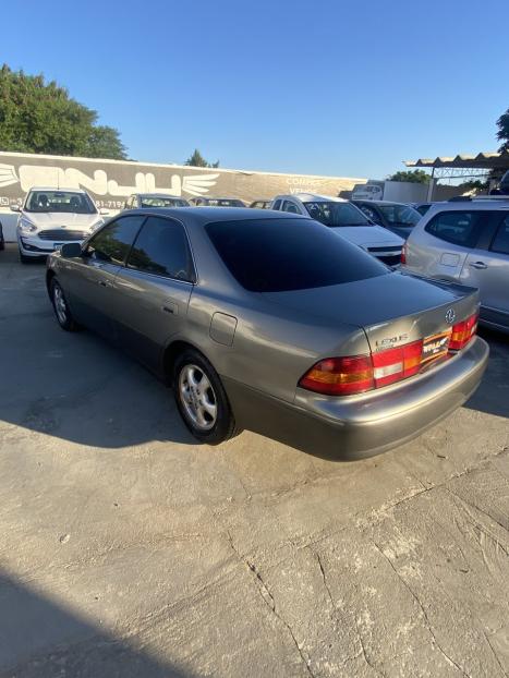 LEXUS ES 300 3.0 V6 4P AUTOMTICO, Foto 4