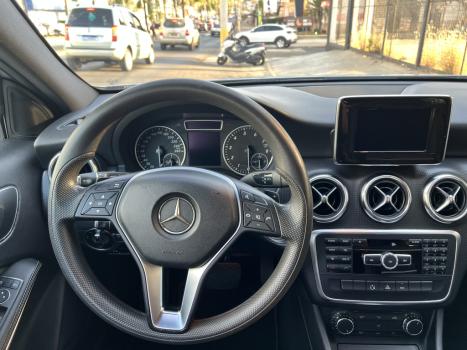 MERCEDES-BENZ A 200 1.6 16V 4P TURBO AUTOMTICO, Foto 9