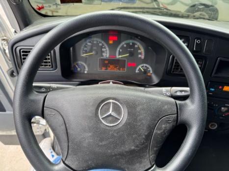 MERCEDES-BENZ Accelo 1016, Foto 6