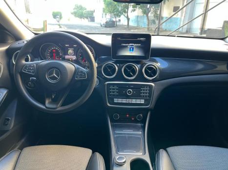 MERCEDES-BENZ CLA 180 1.6 16V 4P CGI TURBO 7G-TRONIC DCT AUTOMTICO, Foto 8