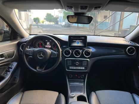 MERCEDES-BENZ CLA 180 1.6 16V 4P CGI TURBO 7G-TRONIC DCT AUTOMTICO, Foto 9