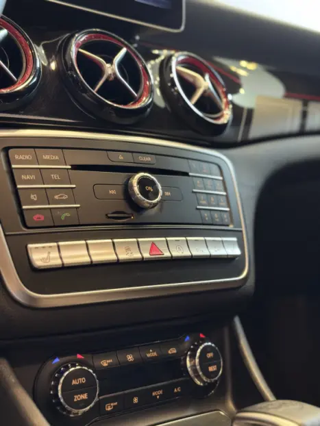 MERCEDES-BENZ CLA 45 AMG 2.0 16V 4P TURBOCHARGED AUTOMTICO, Foto 10