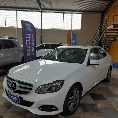 MERCEDES-BENZ E 250 2.0 16V 4P AVANTGARDE TURBO AUTOMTICO, Foto 4