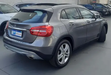 MERCEDES-BENZ GLA 200 1.6 16V 4P FLEX CGI ENDURO TURBO AUTOMTICO, Foto 3