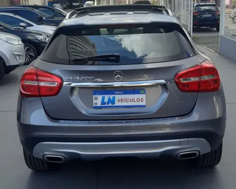 MERCEDES-BENZ GLA 200 1.6 16V 4P FLEX CGI ENDURO TURBO AUTOMTICO, Foto 5