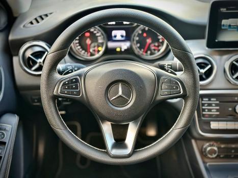 MERCEDES-BENZ GLA 200 1.6 16V 4P CGI ADVANCE TURBO AUTOMTICO, Foto 8
