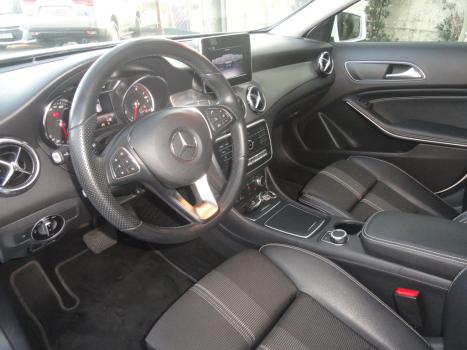 MERCEDES-BENZ GLA 200 1.6 16V 4P FLEX CGI ADVANCE TURBO AUTOMTICO, Foto 19