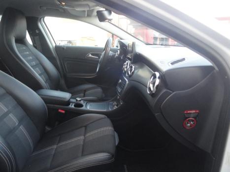 MERCEDES-BENZ GLA 200 1.6 16V 4P FLEX CGI ADVANCE TURBO AUTOMTICO, Foto 23