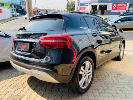 MERCEDES-BENZ GLA 200 , Foto 6