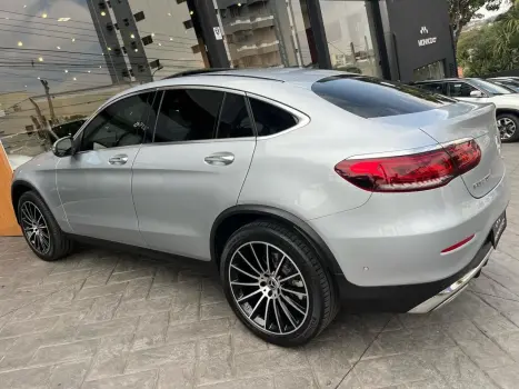 MERCEDES-BENZ GLC 300 2.0 16V 4P CGI 4MATIC 9G-TRONIC TURBO AUTOMTICO, Foto 7