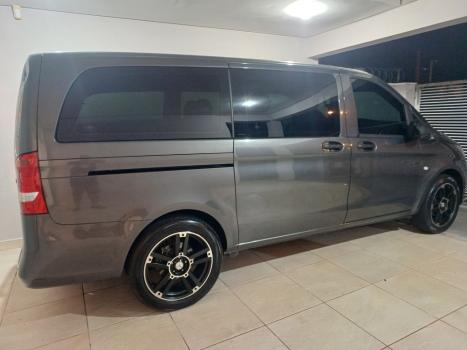 MERCEDES-BENZ Vito 2.0 16V 4P CGI FLEX TOURER 119 LUXO 7+1, Foto 6