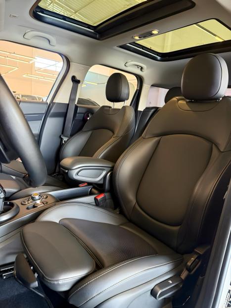 MINI Cooper 2.0 16V 4P TWINPOWER CLUBMAN JOHN COOPER WORKS ALL4 STEPTRONIC AUTOMTICO, Foto 10