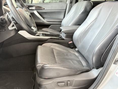 MITSUBISHI Eclipse Cross 1.5 16V 4P HPE MIVEC TURBO AUTOMTICO CVT, Foto 8