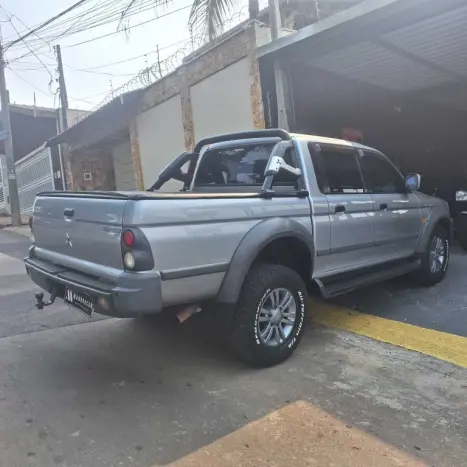 MITSUBISHI L 200 2.5 GLS 4X4 CABINE DUPLA TURBO DIESEL, Foto 5