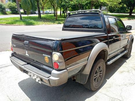 MITSUBISHI L 200 Outdoor 2.5 HPE 4X4 CABINE DUPLA TURBO DIESEL INTERCOOLER AUTOMTICO, Foto 4