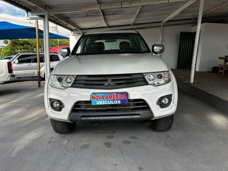 MITSUBISHI L 200 Triton 3.2 16V HPE 4X4 CABINE DUPLA TURBO DIESEL INTERCOOLER AUTOMTICO, Foto 2